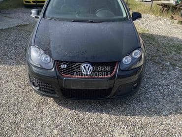 Volkswagen Golf 5 -  kompletan auto u delovima