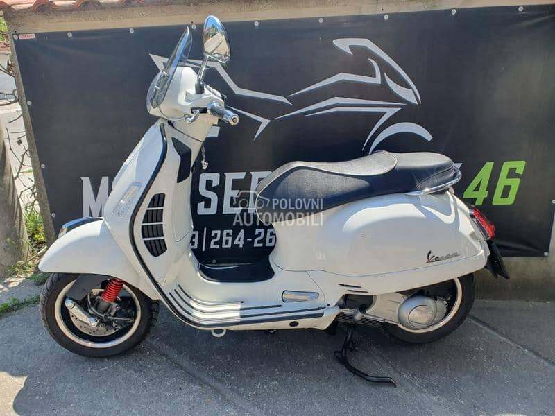 Vespa GTS 300 ie