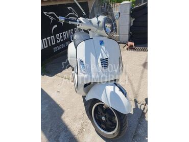 Vespa GTS 300 ie