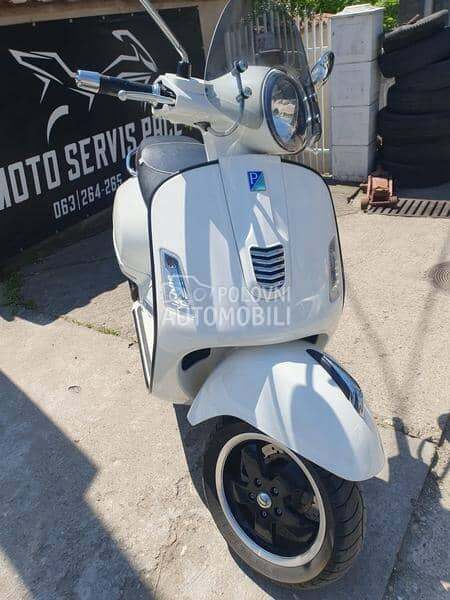 Vespa GTS 300 ie