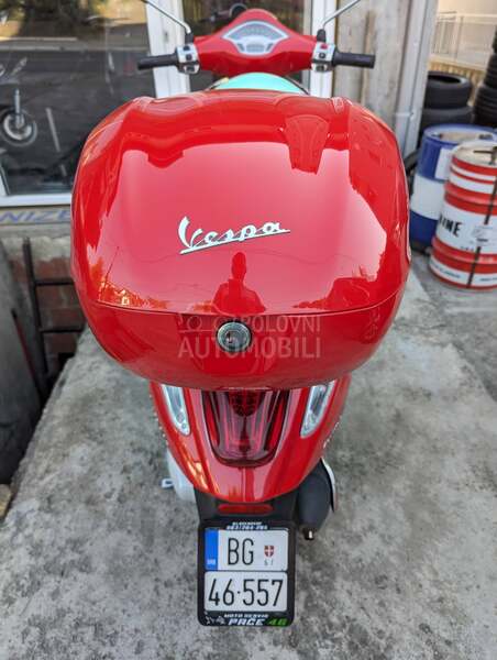 Vespa Primavera 125