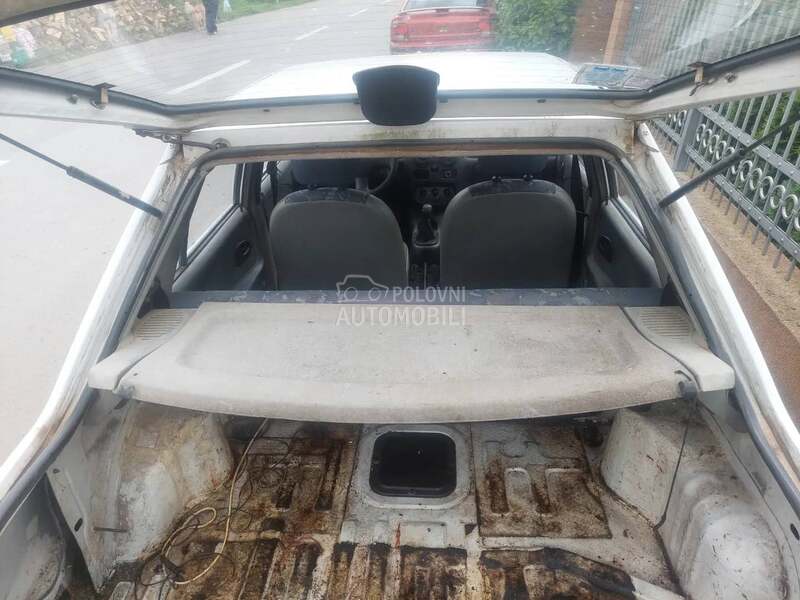 Delovi za Dacia Solenza