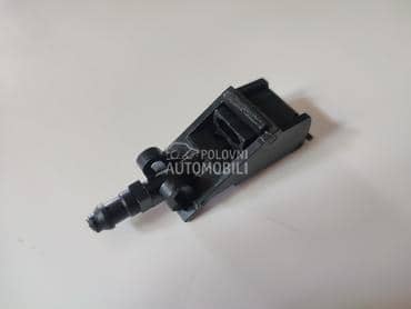 Prskalica tečnosti vetrobrana za Volkswagen Golf 4, Polo