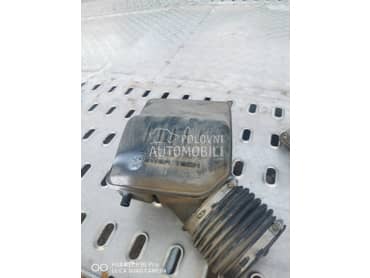 usis vazduha za 4.0 WJ za Jeep Grand Cherokee od 1999. do 2004. god.