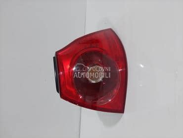 desno stop svetlo za Volkswagen Golf 5