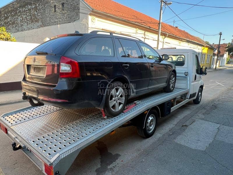 Škoda Octavia 1.6 d -  kompletan auto u delovima