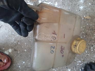 boca za antifriz za Ford Focus od 1998. do 2005. god.