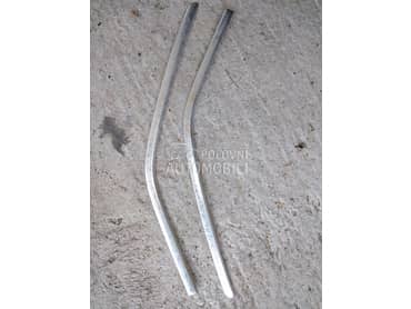 Hromirane lajsne stakla za Ford Kuga od 2008. do 2013. god.