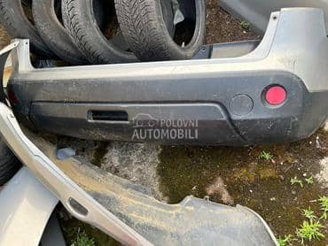 Branik zadnji za Nissan Qashqai od 2007. do 2013. god.