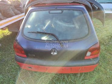 Ford Fiesta 1.8 DTDi 2001. god. -  kompletan auto u delovima