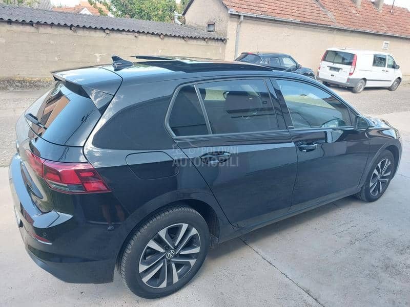 Volkswagen Golf 8 united