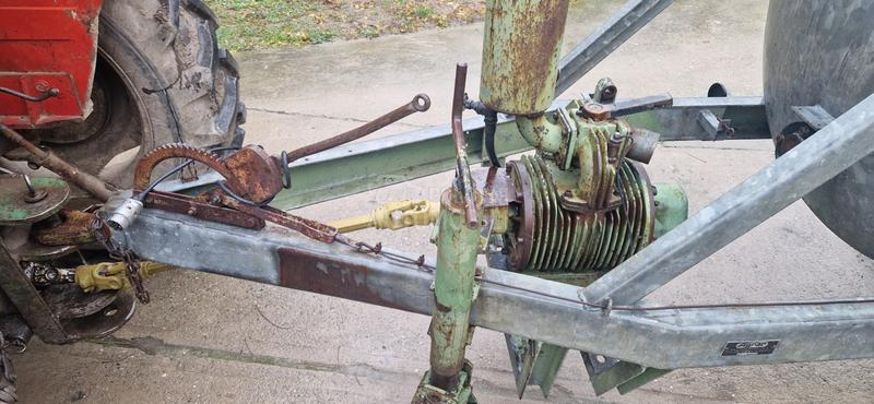 Tehnostroj Pocinkovana 3000 litra