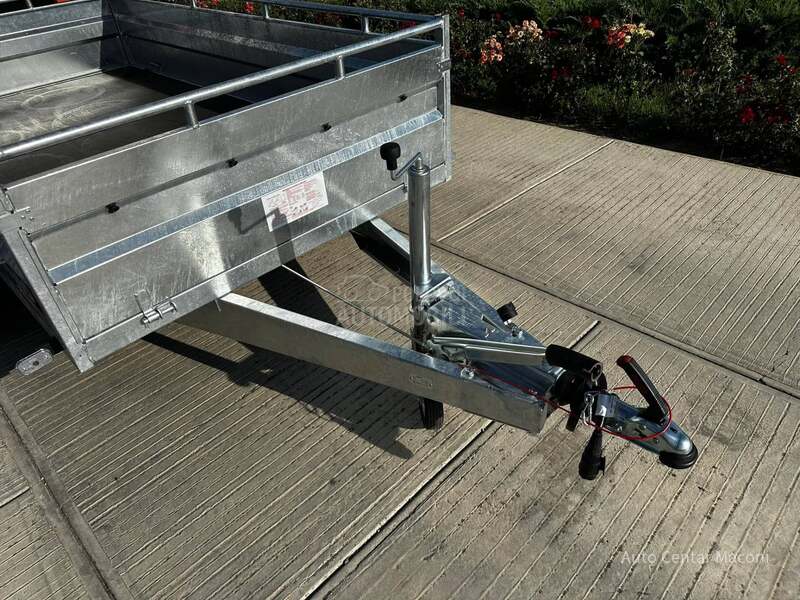 Trigano 2C300  2.5T