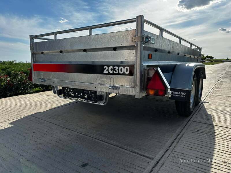 Trigano 2C300  2.5T