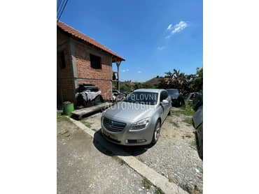Opel Insignia 2.0cdt -  kompletan auto u delovima