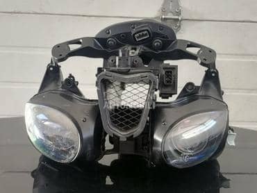 Far za Kawasaki ZX6R