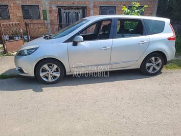 senik 3 prednja leva vrata za Renault Grand Scenic, Scenic od 2009. do 2016. god.