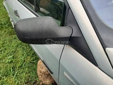 električni retrovizori za Renault Scenic od 2002. do 2008. god.