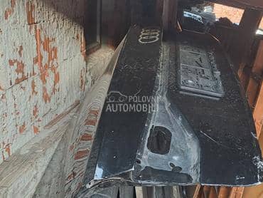 gepek vrata za Audi A8