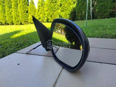retrovizor desni za Nissan Juke od 2010. do 2015. god.