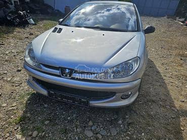 Peugeot 206 -  kompletan auto u delovima