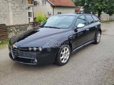 Branik za Alfa Romeo 159