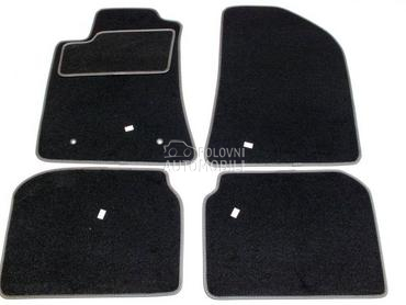 Tepih patosnice  Avensis (2003 za Toyota Avensis