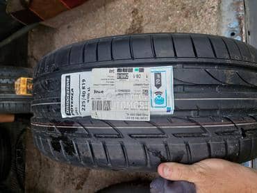 Bridgestone 225/40 R19 Letnja