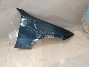 desno krilo e87 e81 za BMW Serija 1 od 2004. do 2010. god.