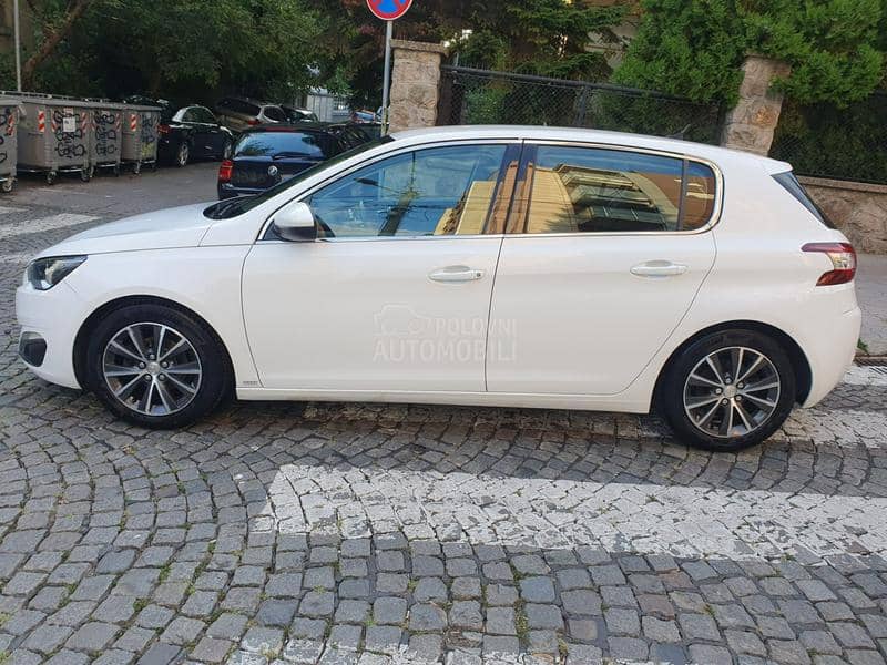 Peugeot 308 1.6 eHDI ALLURE