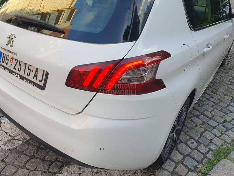 Peugeot 308 1.6 eHDI ALLURE