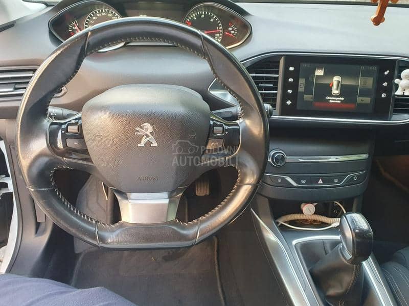 Peugeot 308 1.6 eHDI ALLURE