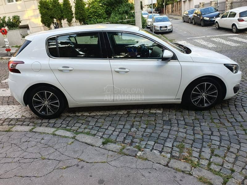 Peugeot 308 1.6 eHDI ALLURE