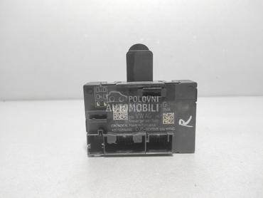 ELEKTRONIKA MODUL VRATA za Audi A4