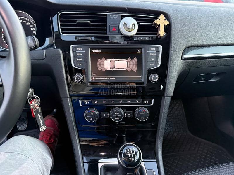 Volkswagen Golf 7 1.2tsi