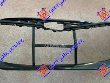 Branik za Toyota Corolla