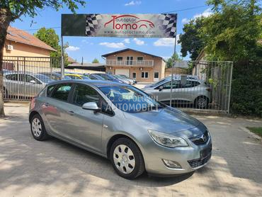 Opel Astra J 1.6 16V