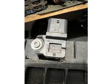 senzor na usisnoj grani za Opel Astra K od 2015. do 2023. god.