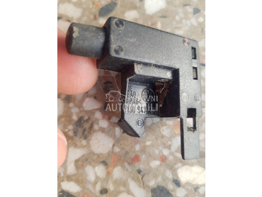 Prekidač ručne kočnice za Volkswagen Polo od 2001. do 2009. god.