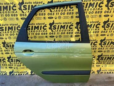 Vrata zadnja desna zelena MVC99 za Renault Scenic od 1999. do 2003. god.