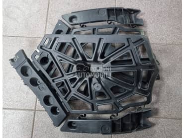 Nosači zadnjeg branika za Renault Grand Scenic od 2009. do 2015. god.