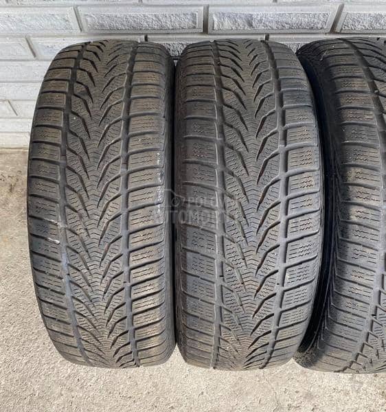 Ostalo 215/60 R16 Zimska