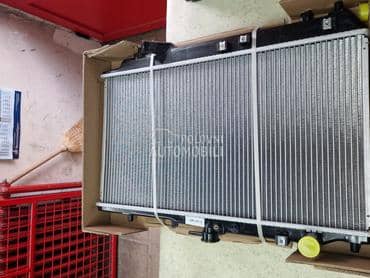 Hladnjak za Mazda 323