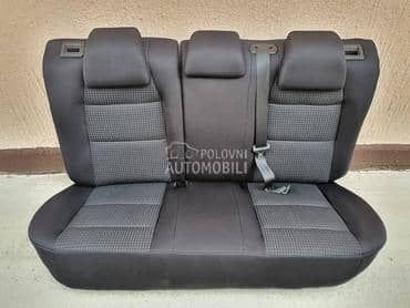 Restyling sedišta i pojasevi za Peugeot 308 od 2014. do 2022. god.