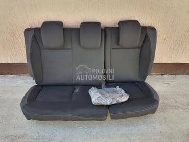 Restyling sedišta sapojasevima za Renault Clio od 2013. do 2021. god.