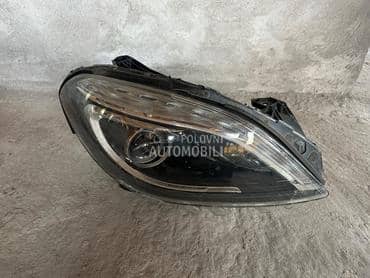 Desni far za B W246 LED Xenon za Mercedes Benz B Klasa