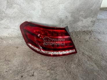 Leva lampa za W212 facelift za Mercedes Benz E Klasa