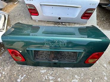 Gepek za E W210 za Mercedes Benz E Klasa