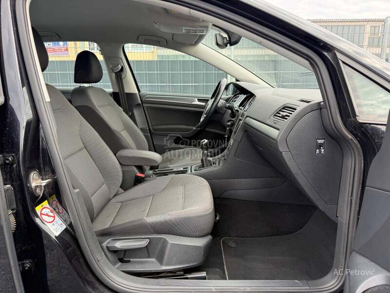 Volkswagen Golf 7 1.6 TDI COMFORTLINE