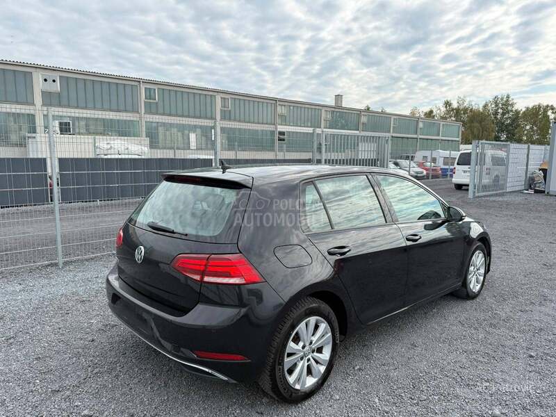 Volkswagen Golf 7 1.6 TDI COMFORTLINE
